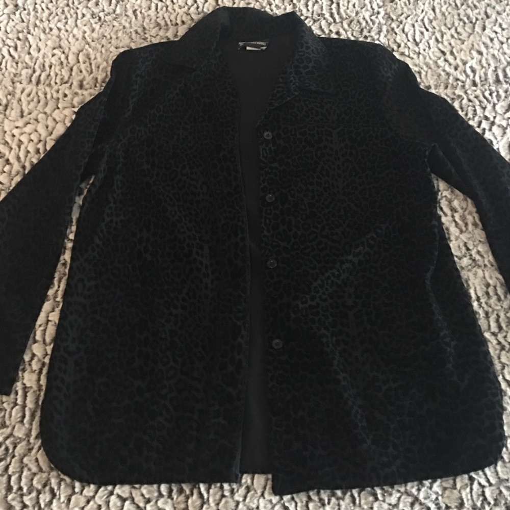 Cheetah velvet button down